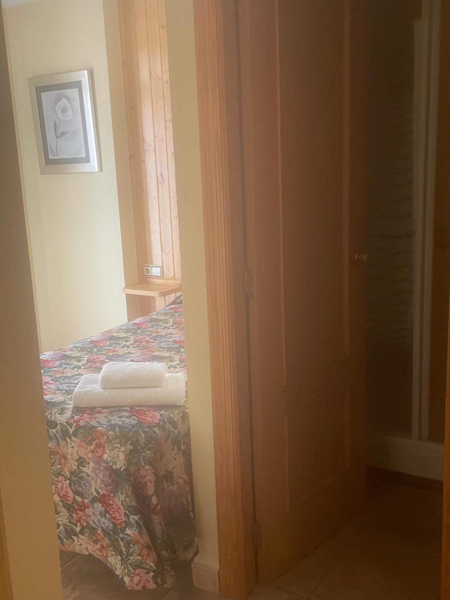 A Pousada La Posá Villar del Arzobispo Exterior foto